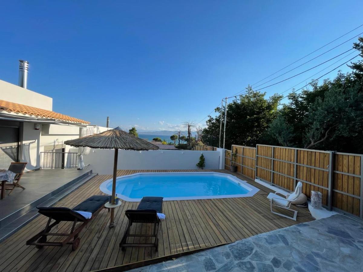 Villa μοντέρνα εξοχική μονοκατοικία με ιδιωτική πισίνα! *