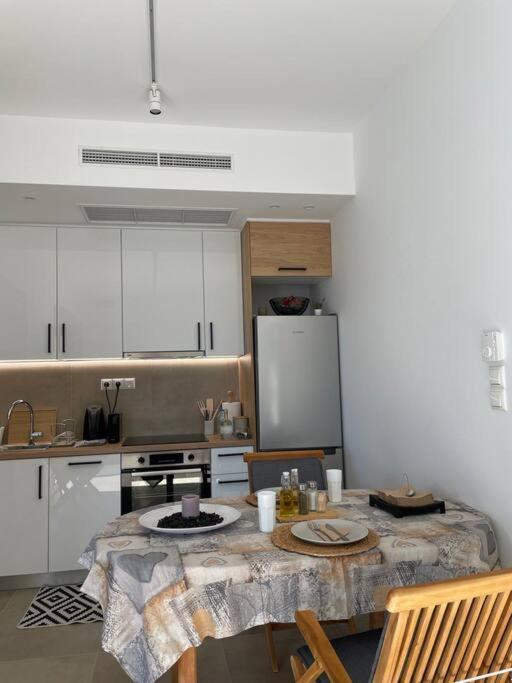 Villa μοντέρνα εξοχική μονοκατοικία με ιδιωτική πισίνα!